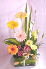 Flower Arrangements - Spring Bouquet in a fishbowl