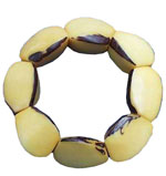 Triangle bracelet  of Tagua