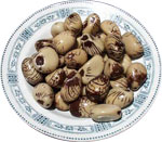 Locket of Tagua  Mable Nut