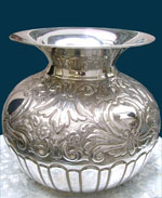 Vase baroque baign en argent