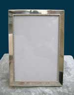 Little picture frame bathed in Silver