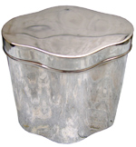 Silver plated wave tabaco holder